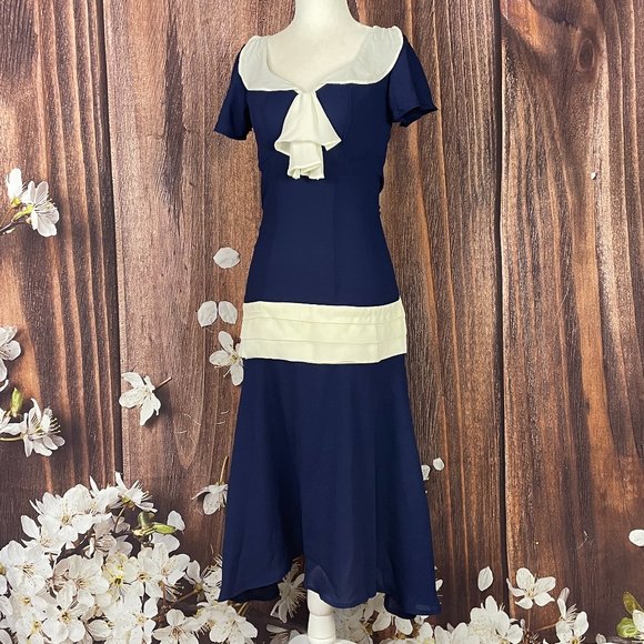 Unique Vintage 1920s Style Flapper Dress - Picture 1 of 7